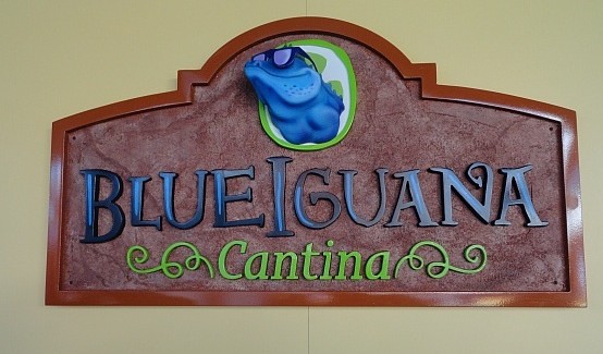 Blue Iguana, Red Frog have friendly rivalry on Carnival cruises