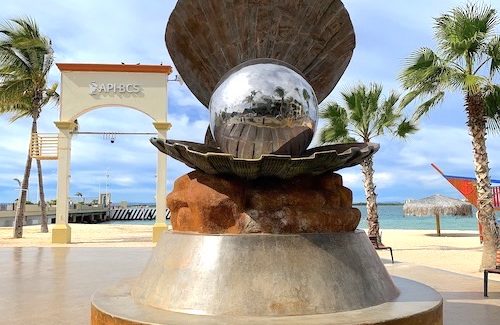 Cruise Trivia: Significance of pearl sculpture in La Paz