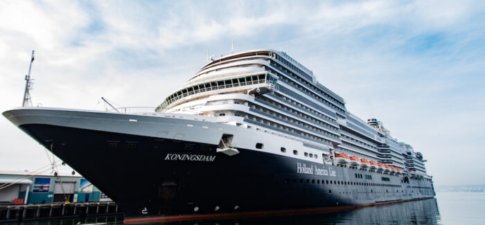 Holland America Line guests donate $450,000 for aid to Ukrainians