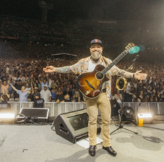 Zac Brown Band Celebrates Record-Breaking 15th Fenway Sellout by Surprising Entire Audience with Margaritaville at Sea Cruise Vacations
